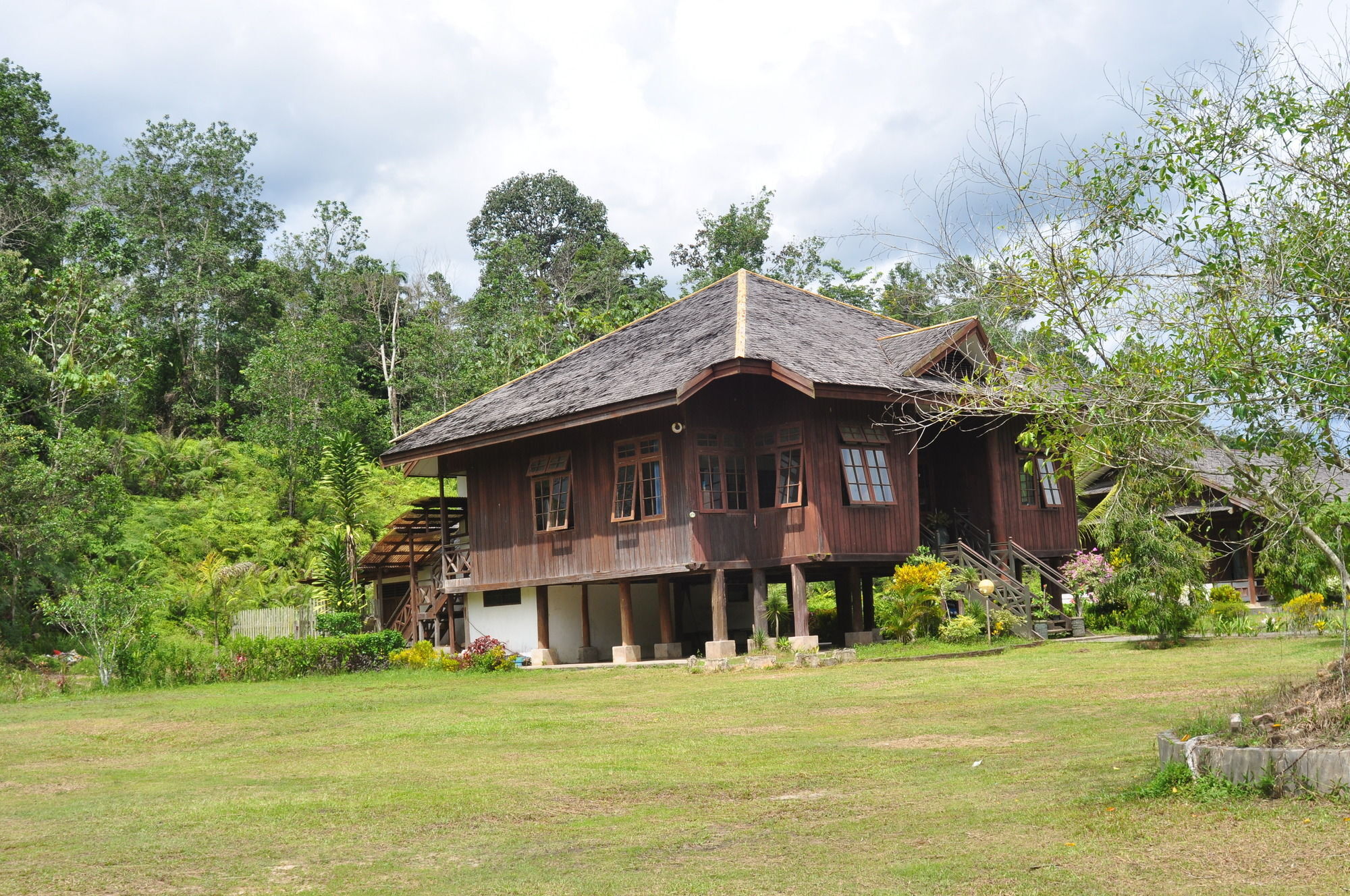 Samboja Lodge 巴厘巴板 外观 照片